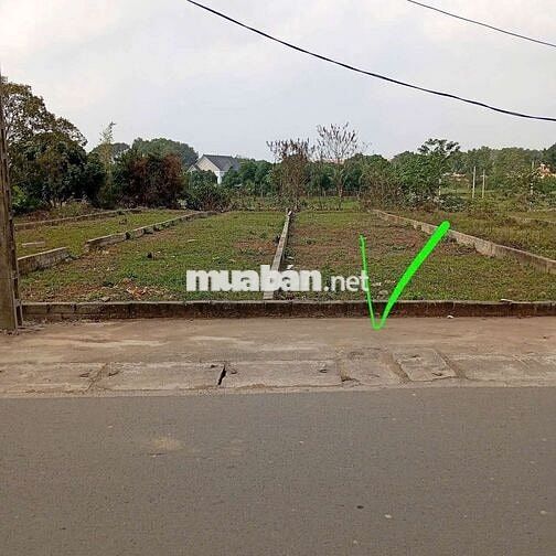 Cần tiền bán gấp 100m2 Full thổ cư tại Tân Xã giáp FPT