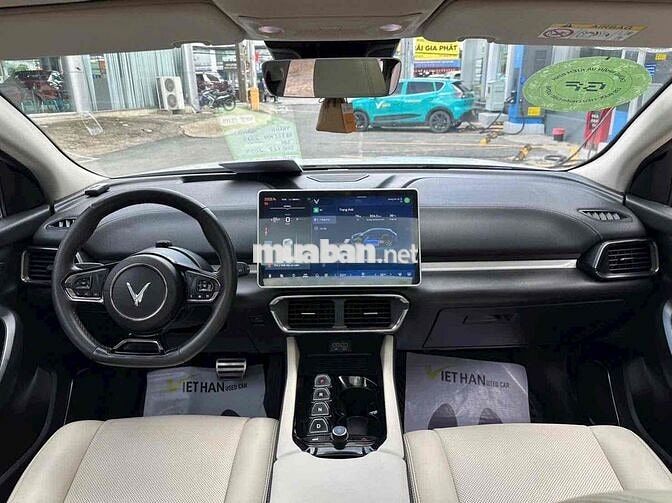 Vinfast VF8 Plus 2023 Mua Pin SDI Sẵn Hồ Sơ