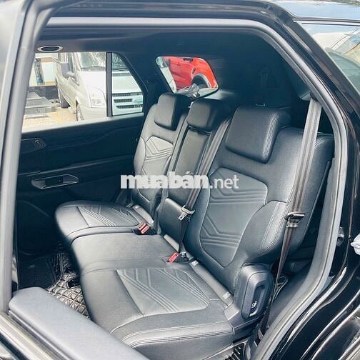 Ford Everest 2023 Titanium 4x2 AT - 38.000km