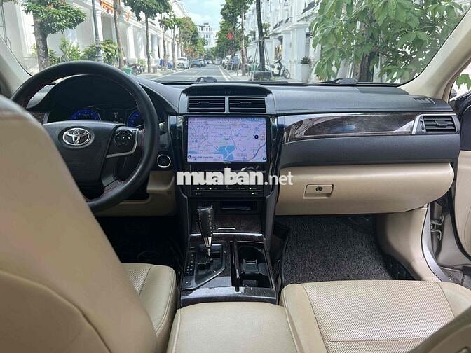 Toyota Camry 2015 2.0 D4S Vàng cát