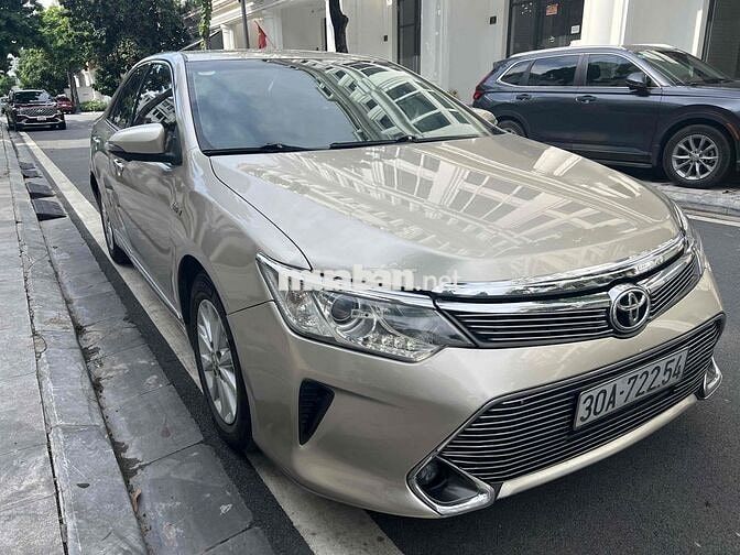 Toyota Camry 2015 2.0 D4S Vàng cát