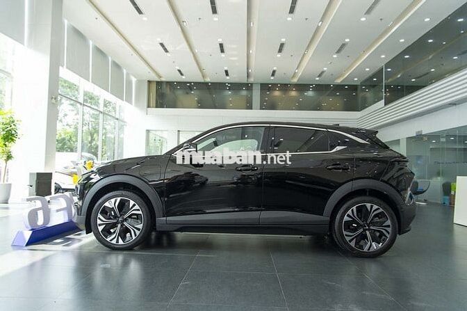 VF 6 màu Đen sẵn xe giao, giá khuyến mãi cực tốt
