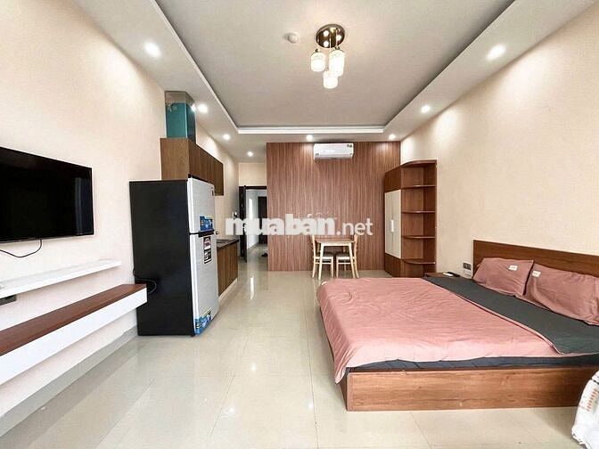 HOT Căn Hộ Ban Công Đầy Đủ Nội Thất Gần Phố Đi Bộ, MeTro Bến Thành Q1