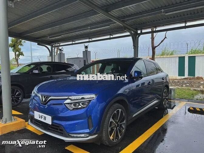 Vinfast VF8 NEW đủ màu giá cực tốt hỗ trợ vay 90%