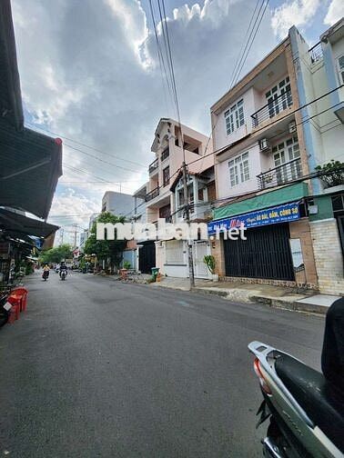 NHÀ MẶT ĐƯỜNG THÔNG GẦN ĐƯỜNG 26