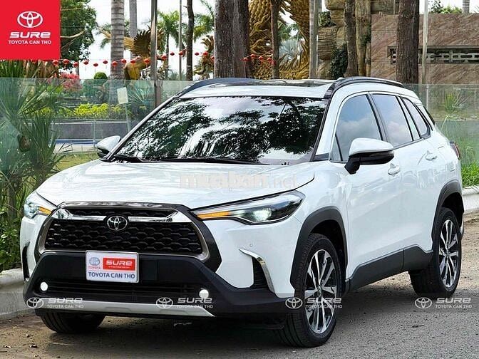Toyota Corolla Cross 2022 1.8V Trắng chính hãng