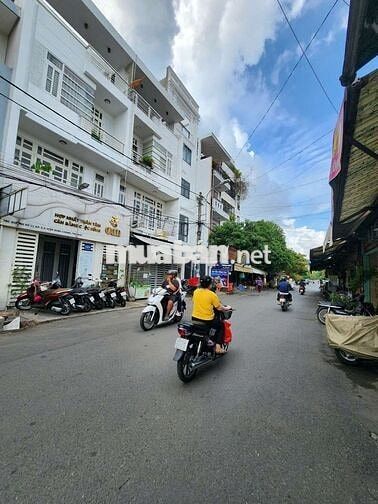 NHÀ MẶT ĐƯỜNG THÔNG GẦN ĐƯỜNG 26
