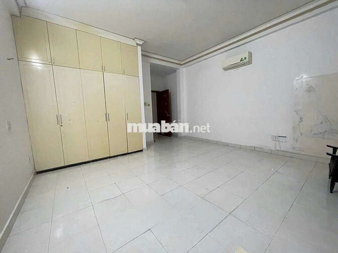 NHÀ MẶT ĐƯỜNG THÔNG GẦN ĐƯỜNG 26