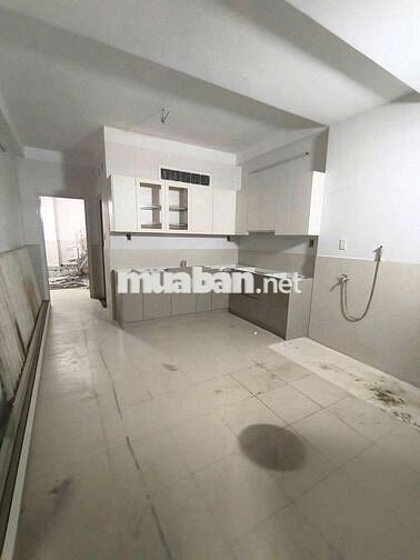 Nhà Đẹp Kha Vạn Cân 150m2, 3PN Gần ĐH Ngân Hàng, sân rộng,nhà mới