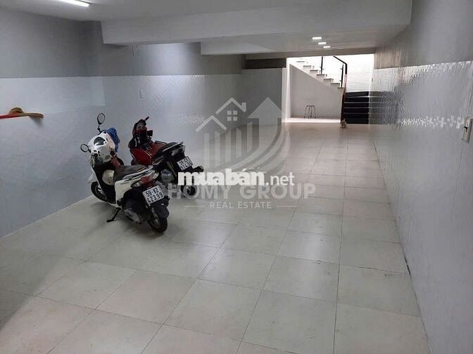 Cho thuê nhà mặt tiền KDC Hiệp Bình HBP, 5x20m, 1 hầm 3 lầu, làm VP/kd