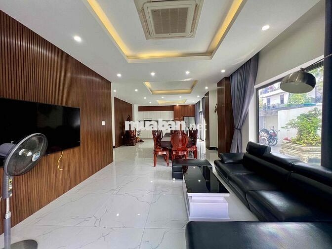 CHO THUÊ VILLA SIÊU RỘNG CÓ HỒ BƠI KĐT MỸ GIA GIÁ 42 TRIỆU/THÁNG