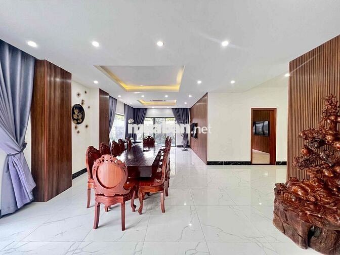 CHO THUÊ VILLA SIÊU RỘNG CÓ HỒ BƠI KĐT MỸ GIA GIÁ 42 TRIỆU/THÁNG