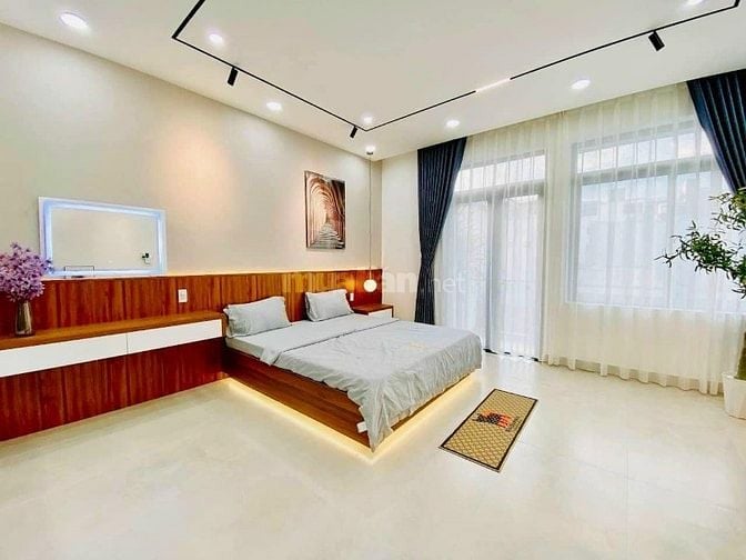 Bán nhà riêng 3PN, 2WC tại Lê Văn Việt, Quận 9, 2,15 tỷ, 62m2.Sổ sẵn