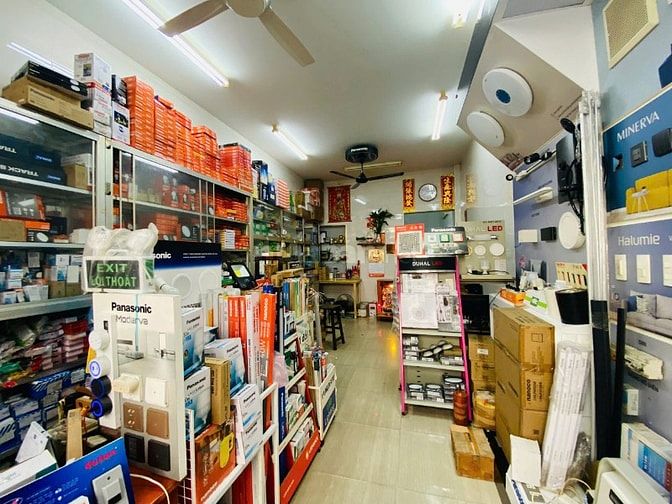 BÁN GẤP NHÀ MẶT TIỀN VŨ CHÍ HIẾU KHU CHỢ LỚN QUẬN 5
