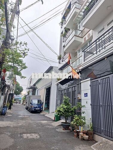🏡 NHÀ SỔ  HỒNG RIÊNG TRỆT  + LỬNG + 3 LẦU NỘI THẤT MỚI XỊN 