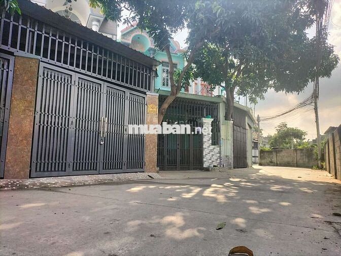💥💥có 2,15ty rẻ hơn hàng xóm 300t  phải rất nhanh mới kịp ạ 