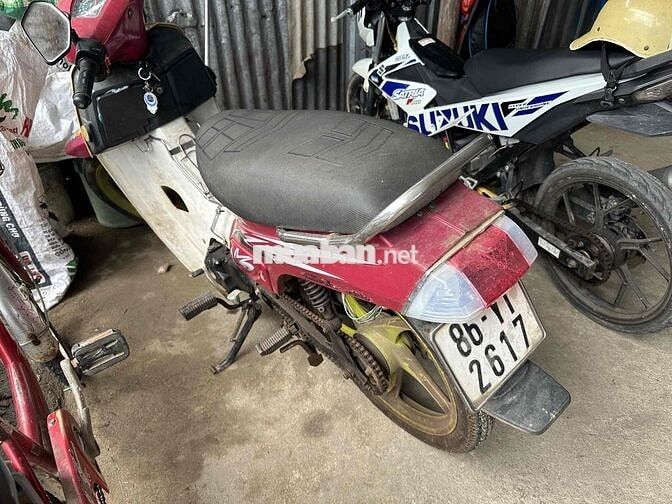 Honda Max 3 màu Đỏ trắng