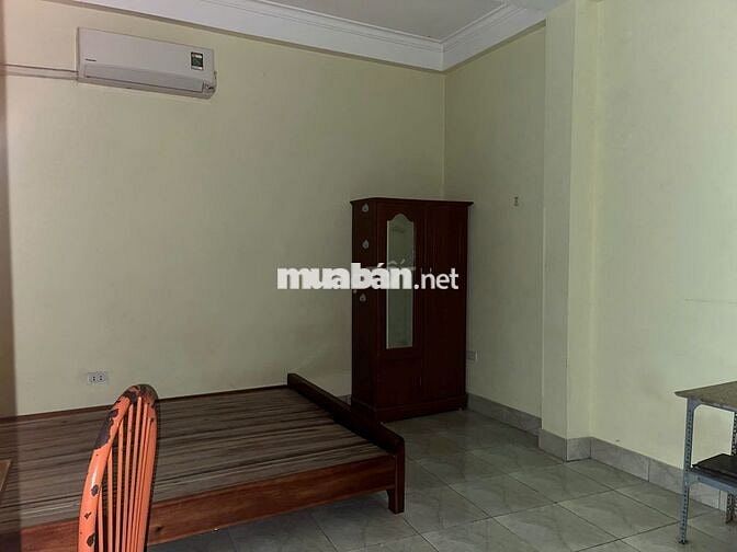 Cần cho thuê phòng 25m2 giá rẻ ở ngõ Văn Chương