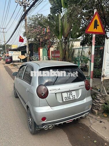 Chevrolet Spark LS Bạc
