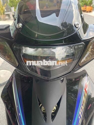 Yamaha Yaz màu Đen