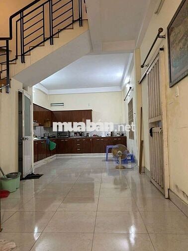 Nhà MT hẻm thông khu hồng long 13tr/ tháng