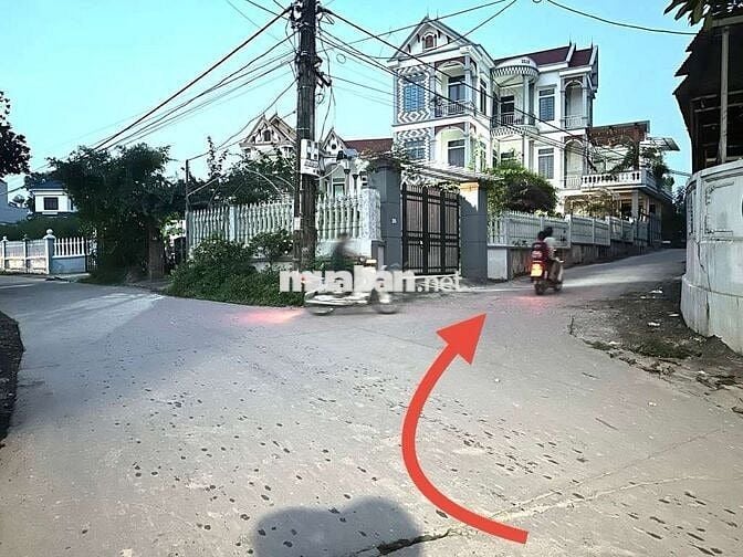 CC CẦN BÁN 100M ĐẤT THÔN ĐA HỘI TRUNG GIÃ SÓC SƠN GIÁ 1TỶ
