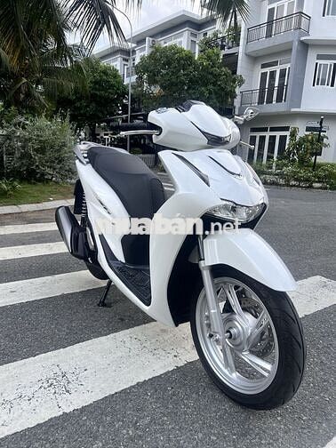 Honda SH 125i CBS mẫu mới màu Trắng
