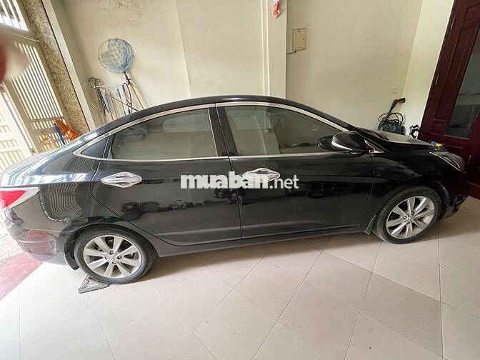 Hyundai Accent Đen 69034 km