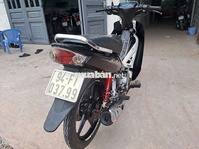 Xe Si Rút Nhật