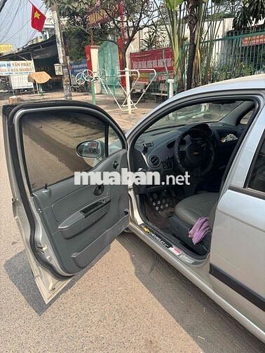 Chevrolet Spark LS Bạc