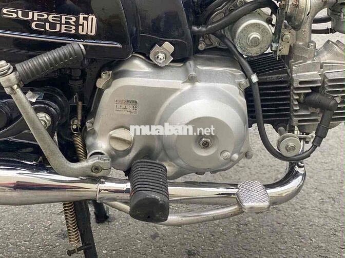 Honda Super Cub 50 Custom Đen
