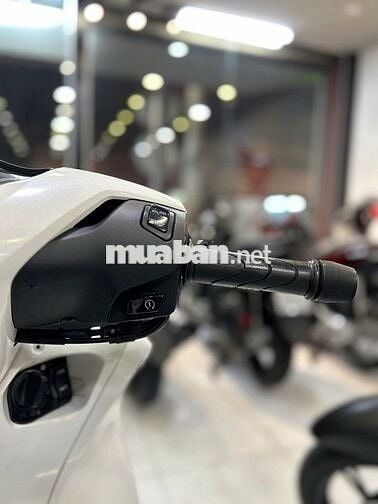 SH125CBS2023 Trắng đen Sporty zin keng nguyên bản
