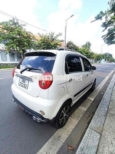 Chevrolet Spark Số tự động Trắng kiểm mới