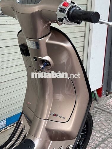 Piaggio Vespa Sprint 125 TFT 2025 Nâu 115km