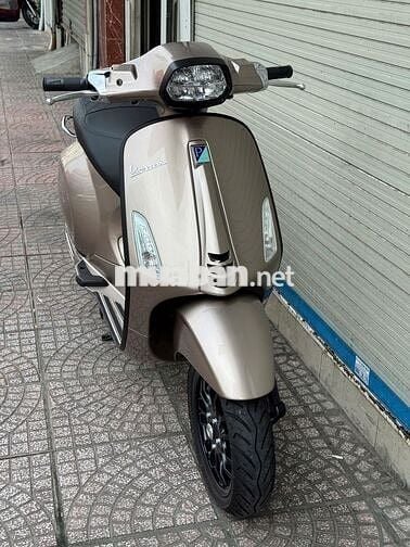 Piaggio Vespa Sprint 125 TFT 2025 Nâu 115km