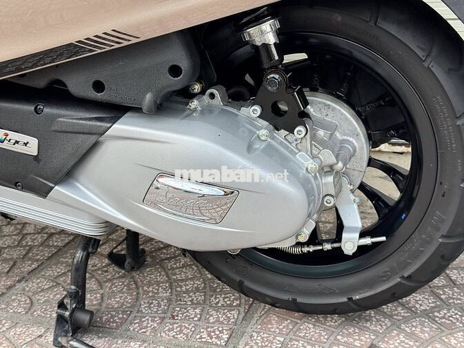 Piaggio Vespa Sprint 150 TFT 2024 Nâu 5600km