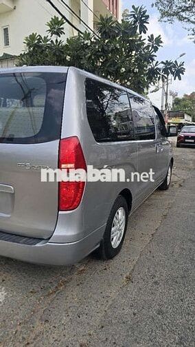 Hyundai Starex 9 chỗ Bạc Số sàn