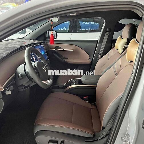 Xe điện VinFast VF6 Plus 2026 Xám