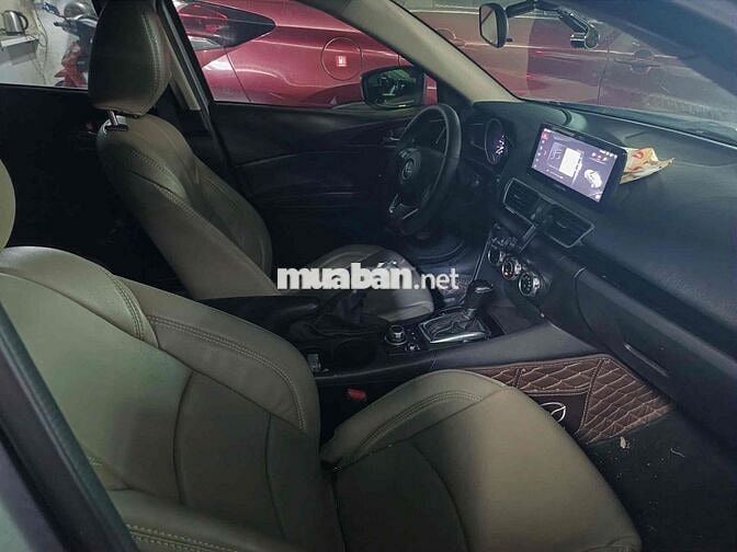 Mazda 3 Hatchback 2015 HB sport Bạc