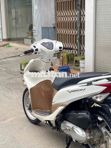 Honda Vision màu Trắng xe đẹp như mới