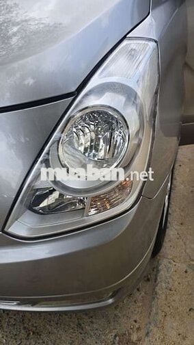 Hyundai Starex 9 chỗ Bạc Số sàn