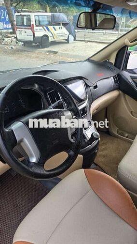 Hyundai Starex 9 chỗ Bạc Số sàn
