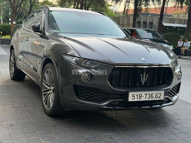 0933101524 MASERATI LEVANTE S 430HP ,chăm kĩ và dọn đẹp cá nhân