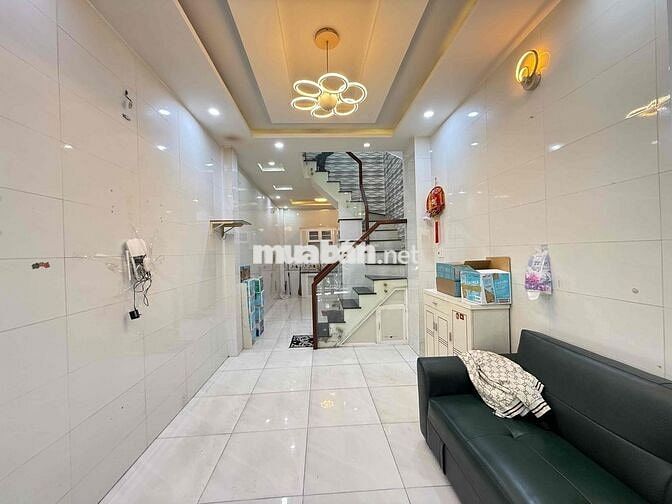 Bán nhà đẹp xây kiên cố vào ở ngay..Khu an ninh..Giá tốt tại Q.7
