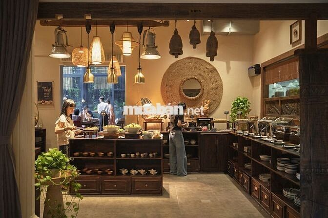CHAY GARDEN NHÂN VIÊN THU NGÂN KIÊM PHỤC VỤ