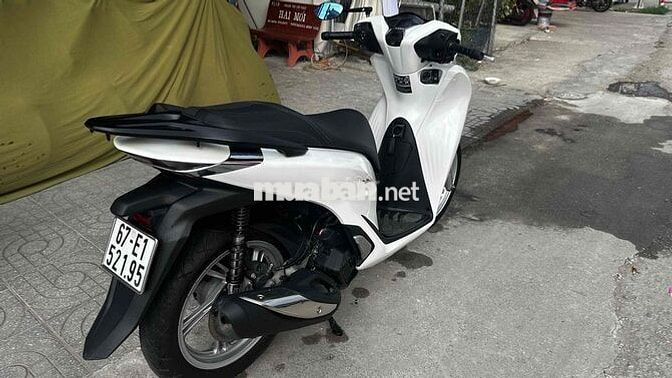 Honda SH 150 ABS 2022 Trắng đen ( hỗ trợ góp )