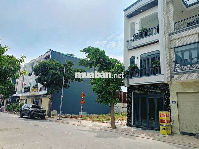 bán căn nhà trục chính kdc an phú thuận an