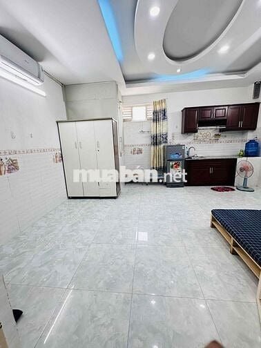 Bán gấp nhà hẻm xe tải,6 tầng, ngang5m, giá rẻ