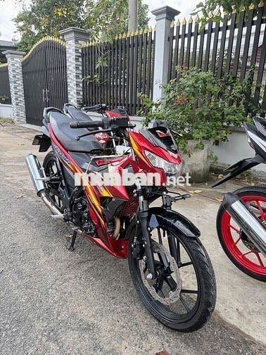 Suzuki Satria 2019 Đỏ Côn tay