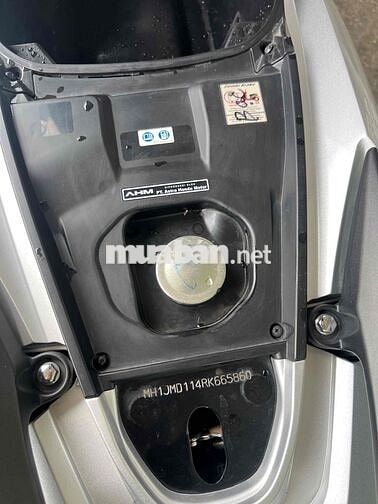Honda Vario 2024 Bạc đen 3300km bán trả góp